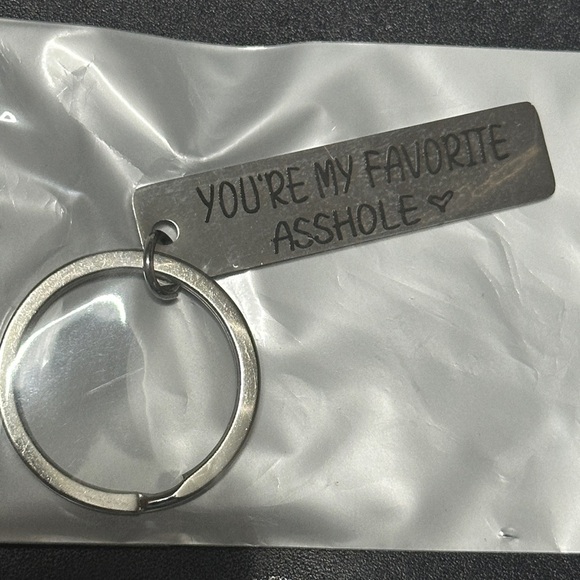 Keychain Metal Quote “Your my Favorite Asshole❤️” - Picture 2 of 3